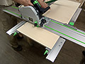 Торцевание заготовок при помощи удлинителя параллельного упора Festool FS-PA-VL